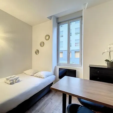 Cosy Studio, Debelle Апартаменти