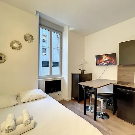 Cosy Studio, Debelle * Гренобль